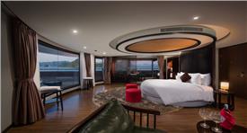 Du thuyền Scarlet Pearl Hạ Long